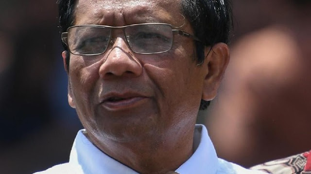 Mahfud Soal Habib Rizieq: Isu Cekal Sudah Lama Kok Surat Baru Ada Sekarang? Mahfud Soal Habib Rizieq: Isu Cekal Sudah Lama Kok Surat Baru Ada Sekarang?