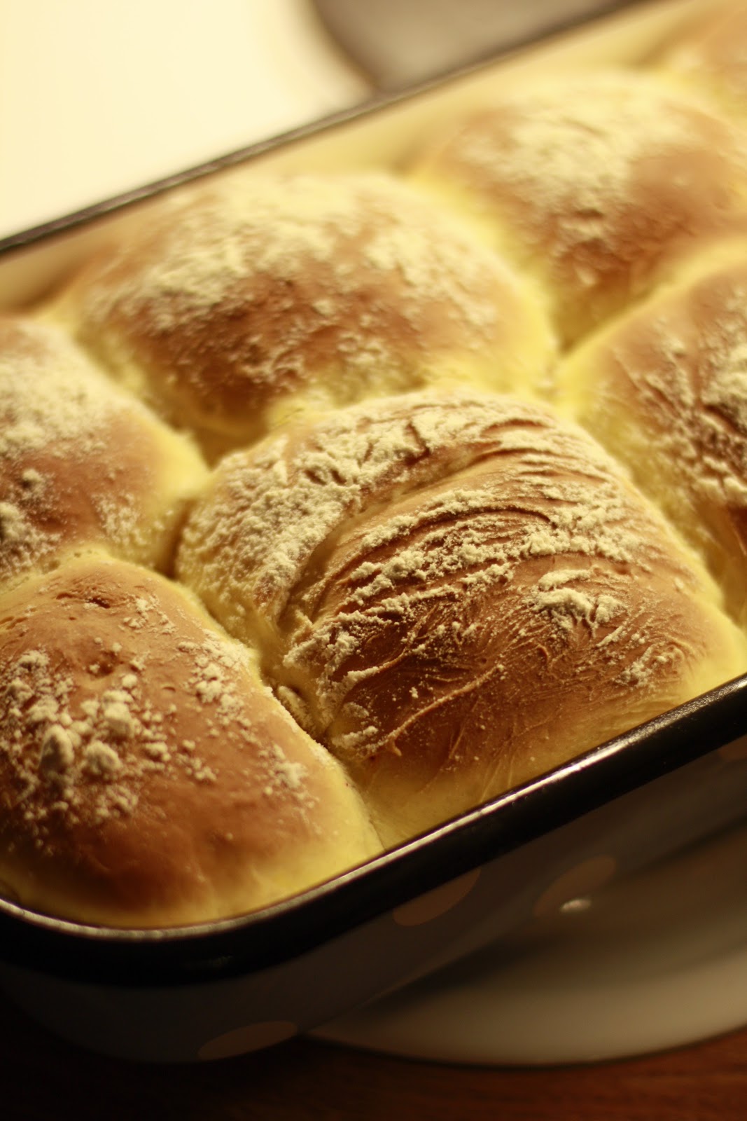 Safranboller i form – Grys kjøkkenskriverier