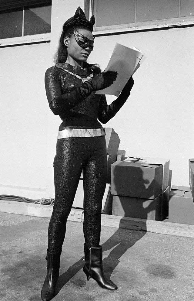 Beautiful Vintage Portraits of Eartha Kitt as Catwoman | Vintage News Daily