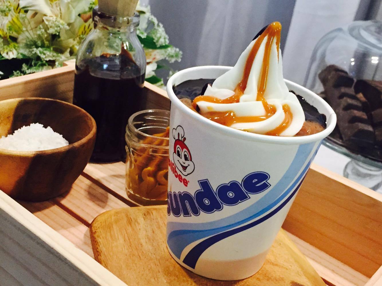 Jollibee Introduces Salted Caramel Choco Sundae The Kitchen Goddess Files