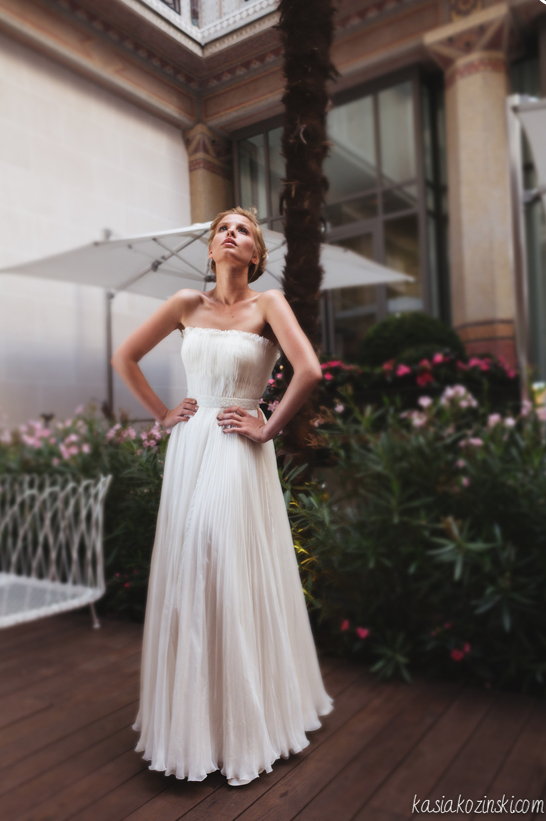 Robe bustier mousseline de soie plissée FANNY LIAUTARD robes de mariée