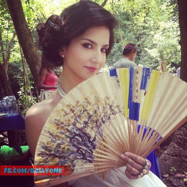 Sunny Leone Cute Instagram Photos 2014 Latest New Hot Images Pics wallpapers