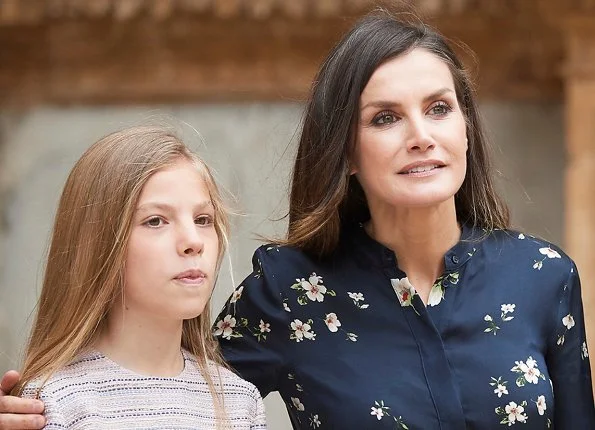 Queen Letizia wore a new floral print dress by Massimo Dutti. Crown Princess Leonor, Infanta Sofia and Queen Sofia