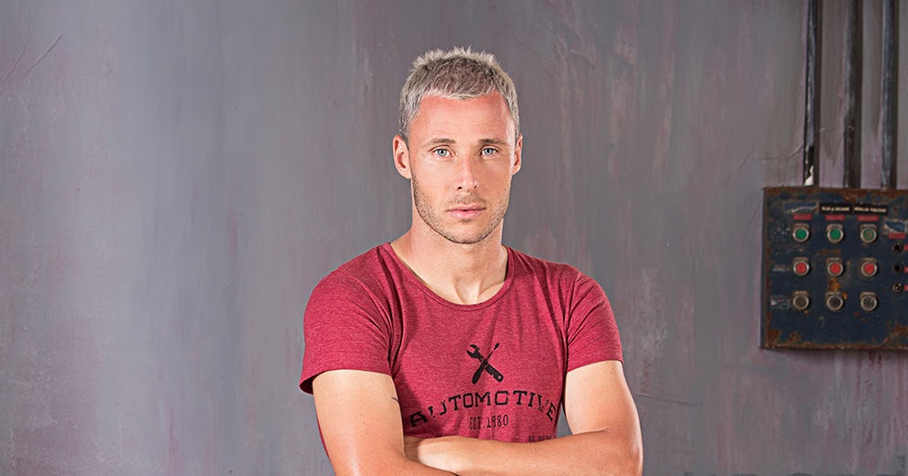 SOCCER PLAYER ISRAEL DAMONTE FOR NO END F/W 2016 ARGENTINEMEN