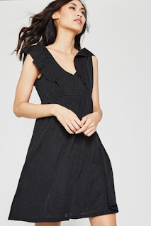 robe de fêtes Promod blog mariage et jolies fêtes www.unjourmonprinceviendra26.com