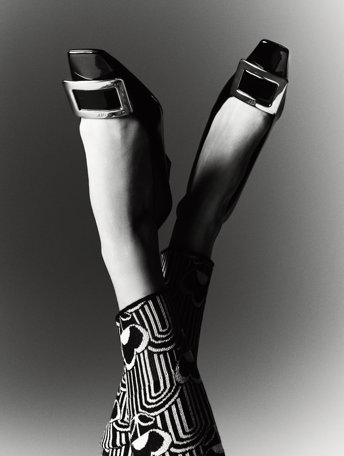 SMILE: Hirschy Grace in Elle UK October 2021 by Tom Schirmacher SMILE: Hirschy Grace in Elle UK October 2021 by Tom Schirmacher