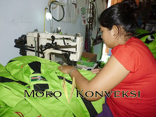 jasa pembuatan baju uniform