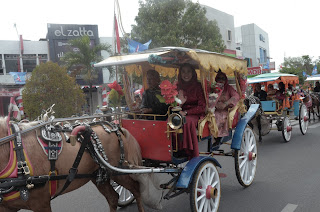 Karawang - Peringatan hari jadi Kabupaten Karawang yang ke-383 tahun 2016 merupakan tahun pertama, pasangan dr. Cellica Nurrachadiana dengan