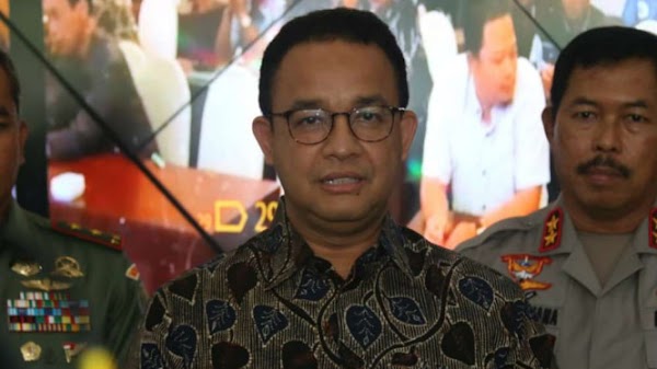 Umumkan Jenazah Diduga Meninggal karena Corona, Anies Tahan Tangis