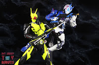 SH Figuarts Kamen Rider Vulcan Shooting Wolf 52