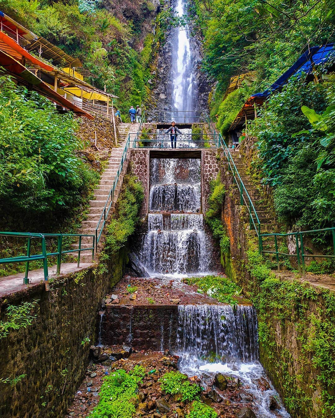 Air Terjun Tirtosari - Homecare24