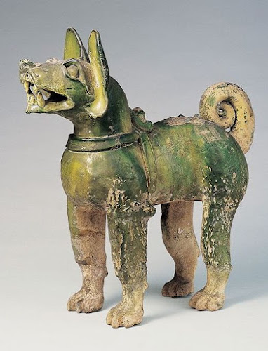 Figura de perro encontrada en la parte oriental de China