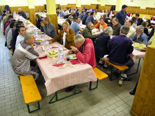 I DIRITTI DELL'UOMO SONO VIOLATI