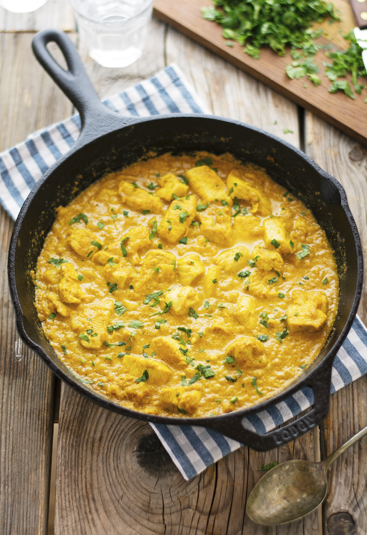 Easy Creamy Apple Chicken Curry