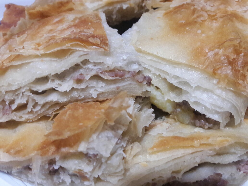 EL AÇMASI BÖREK ARNAVUT BÖREĞİ