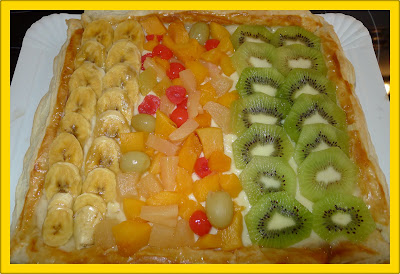  TARTA DE HOJALDRE CON CREMA Y FRUTA 