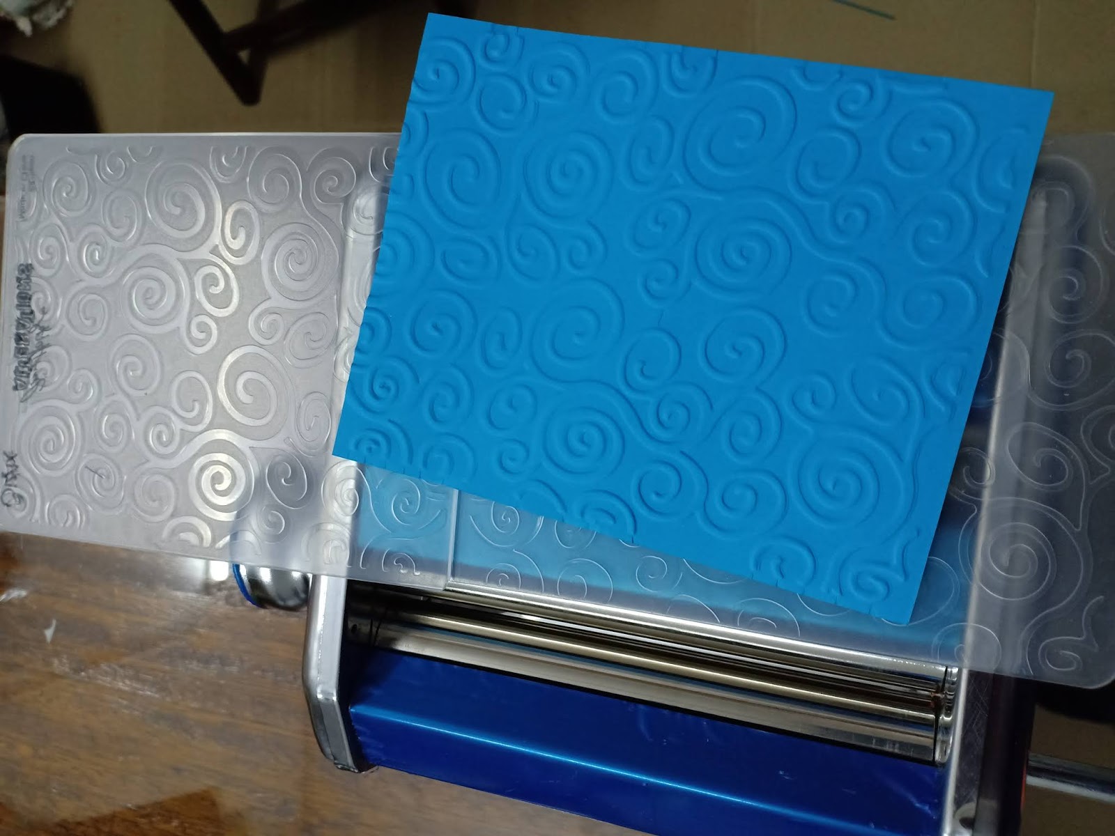 How-To: Paper Embossing with Your Pasta Machine - Make