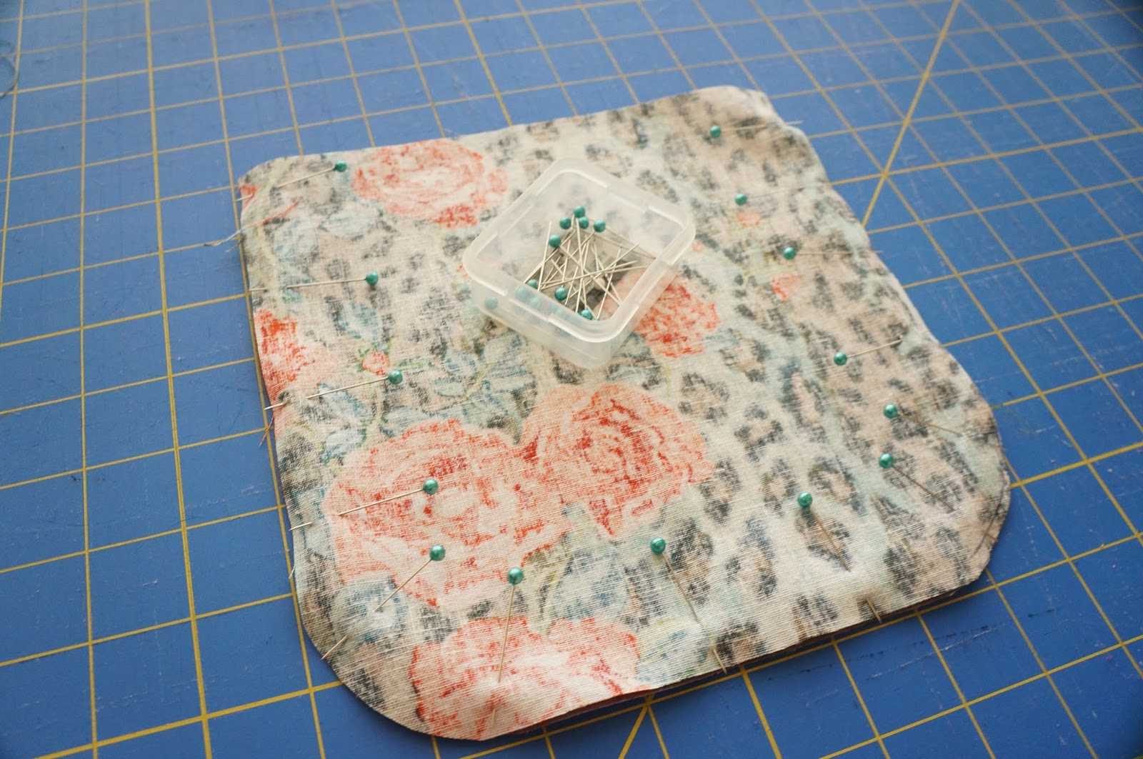 Make your own glasses case