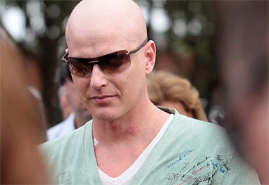 Mete o couro: REINALDO GIANECCHINI FAZ TRANSPLANTE DE ...
Reynaldo Gianecchini Depois Do Cancer