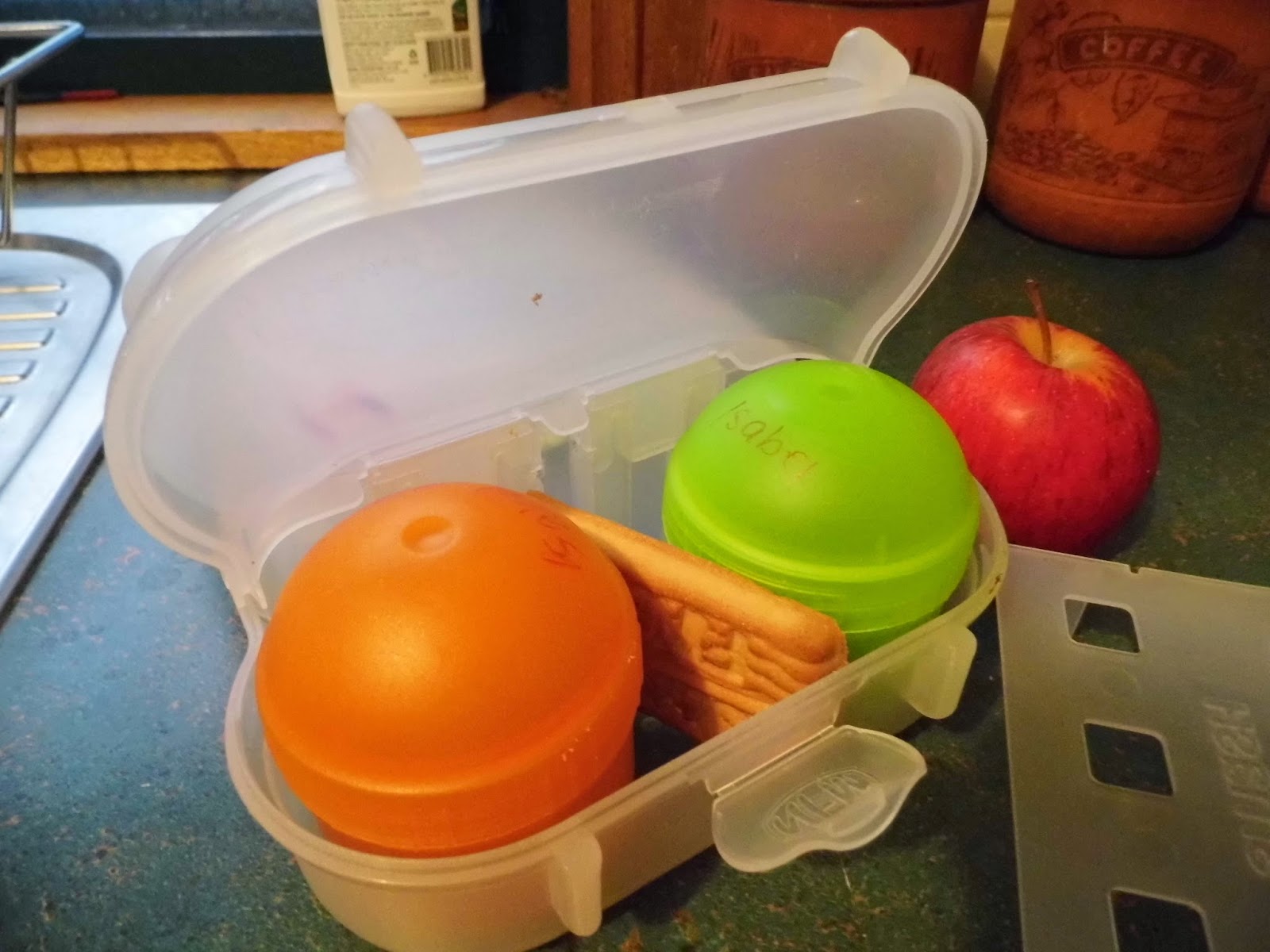 One Mother Hen How to achieve a waste free lunch box