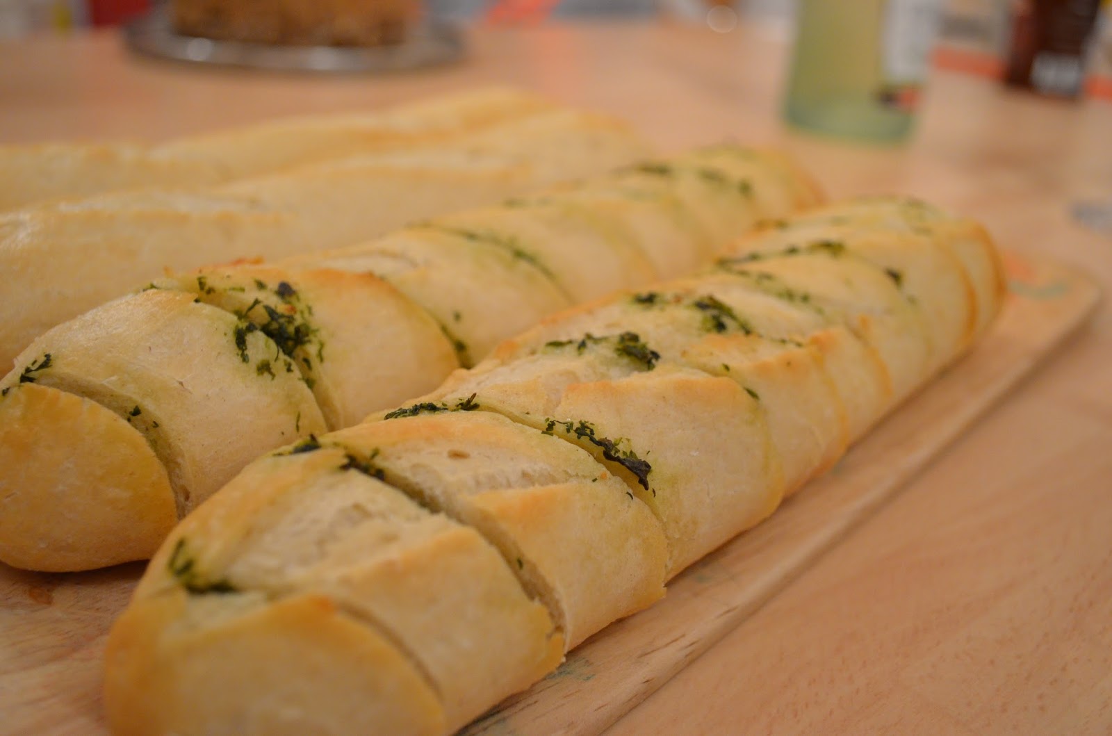 Vegan CooKing: Kräuterbaguette &amp; Kräuterbutter