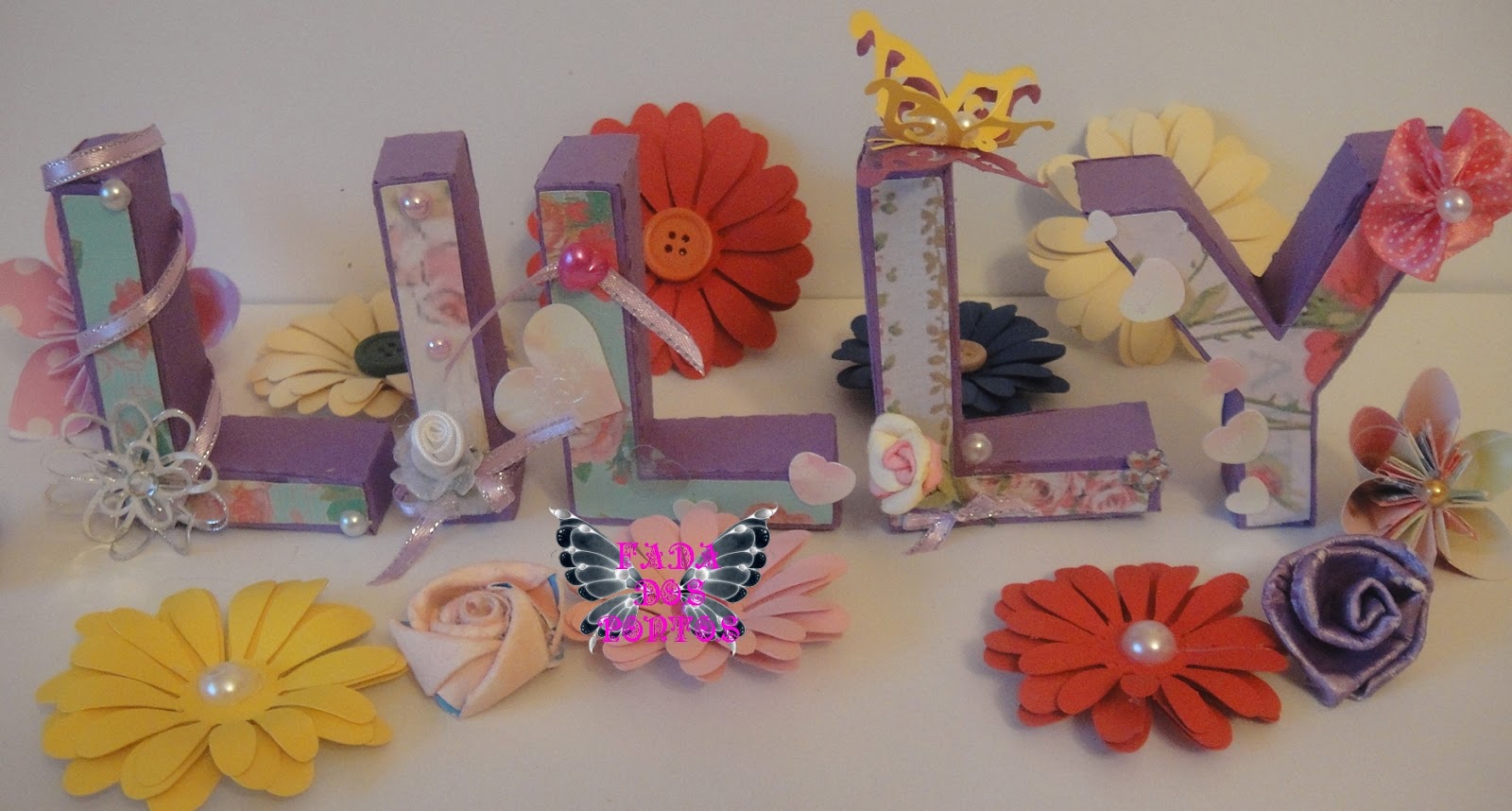 A Magia do Quilling e Papel: Nome em 3D