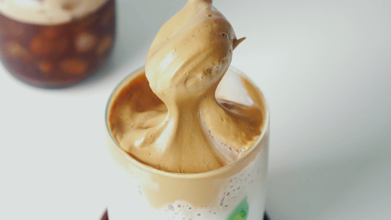Kopi Viral Dalgona Coffee Ini Cara Membuatnya Aryl Je Travel Livestyle Photography Kopi Viral Dalgona Coffee Ini Cara Membuatnya Aryl Je Travel Livestyle Photography