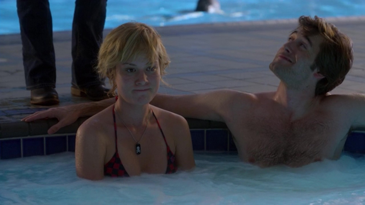 Ryan Eggold shirtless in United States Of Tara 1-09 "Possibility"...