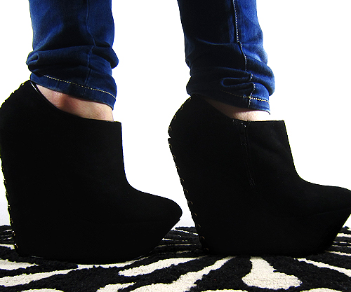 bcbg pauline bootie