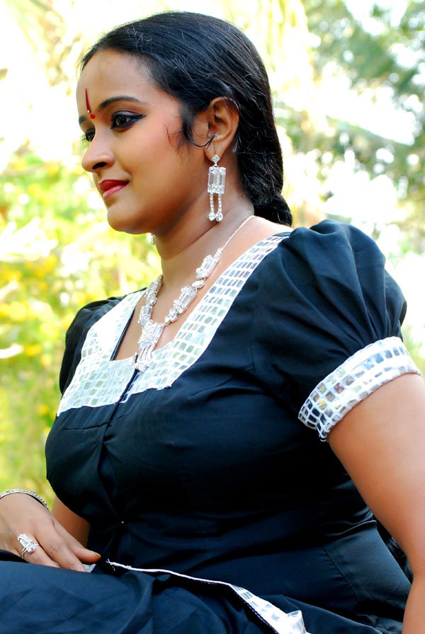 Archery hot boob press malayalam actress hair