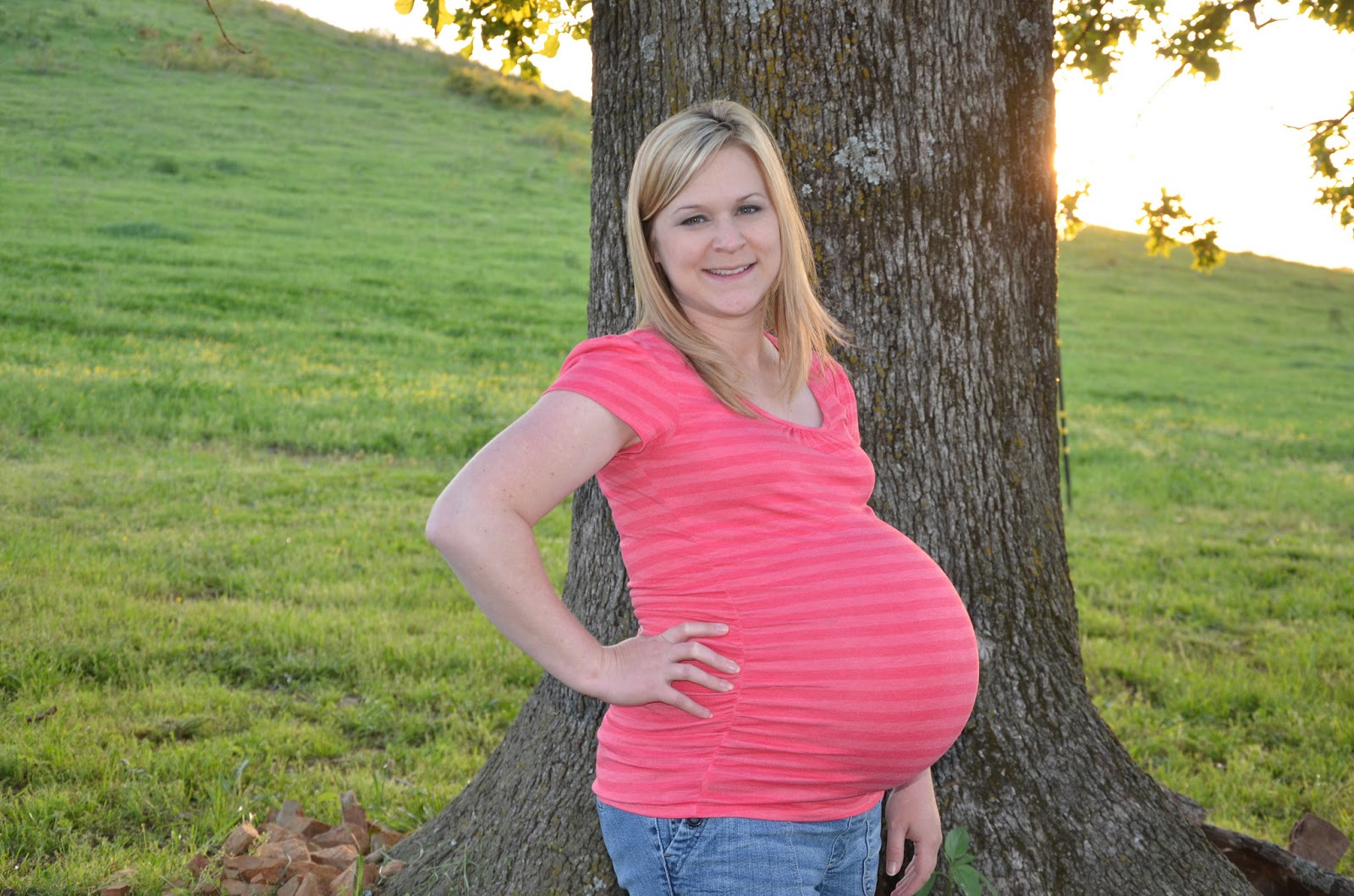 Omg Im 5 Weeks Pregnant With Twinsand This Happened - r9u7v5q