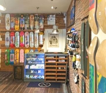 Skateshop NOZBONE - magasin de skate à Paris, chaussures de skate, vente en  ligne de vêtements skateboard, accessoires et planches de skateboard
