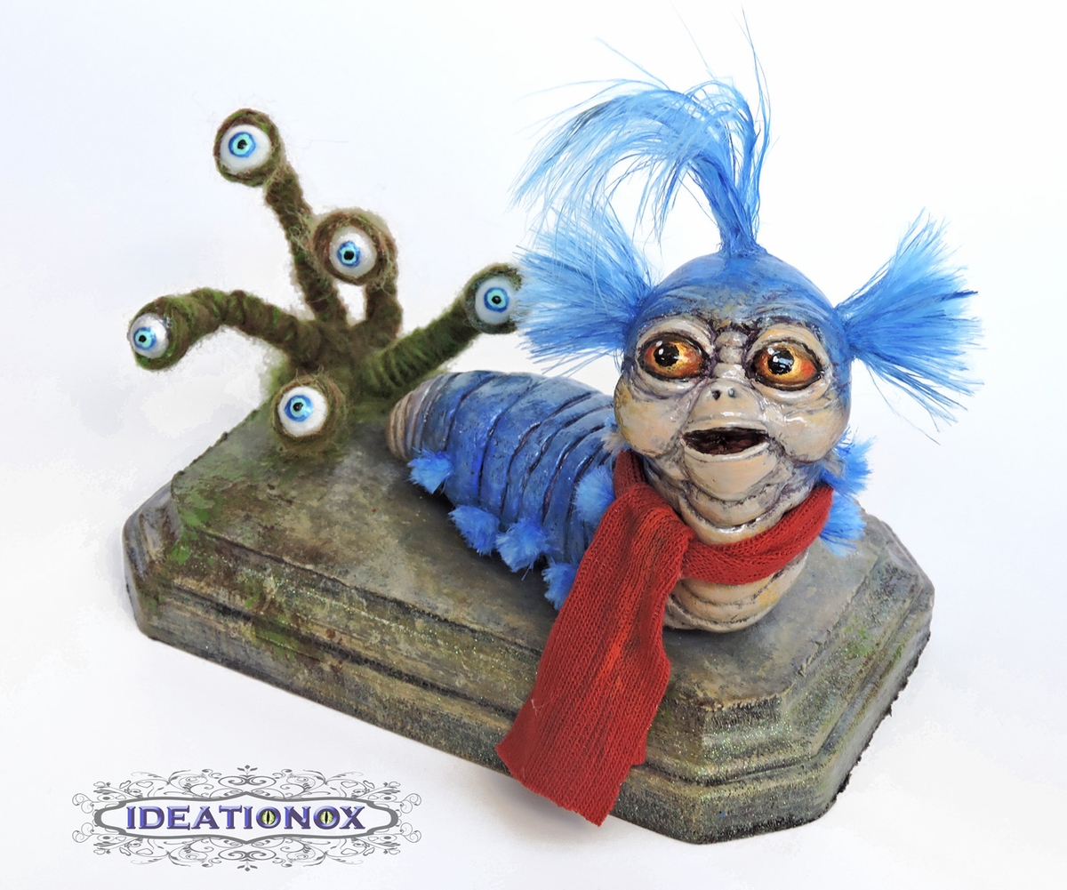 05-Just-a-Worm-Alyson-Tabbitha-IDEATIONOX-Labyrinth-Fan-Art-Dolls-Statues-and-Jewelry-www-designstack-co