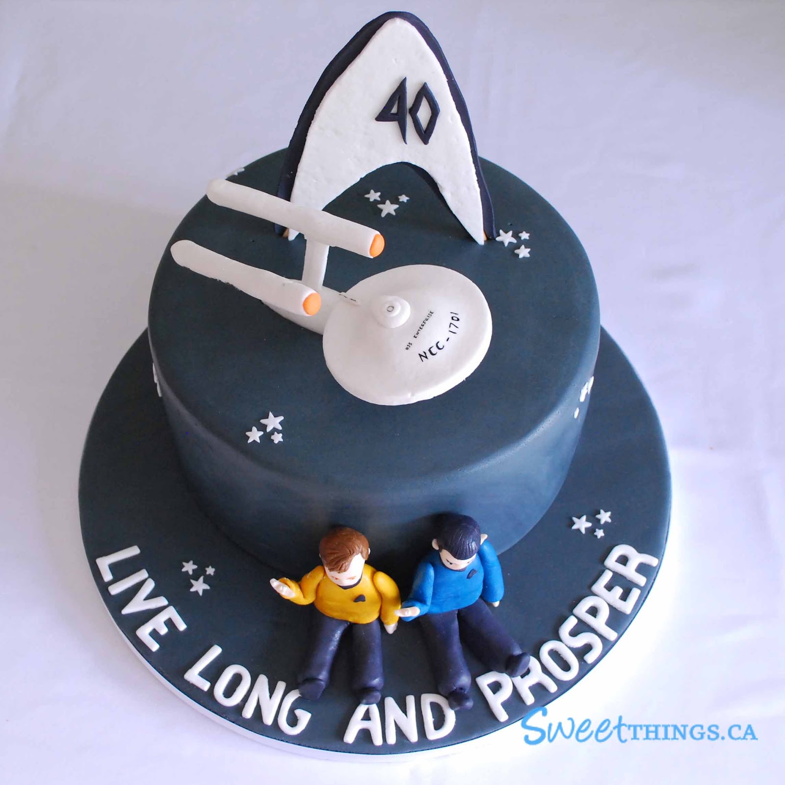 star trek theme cake