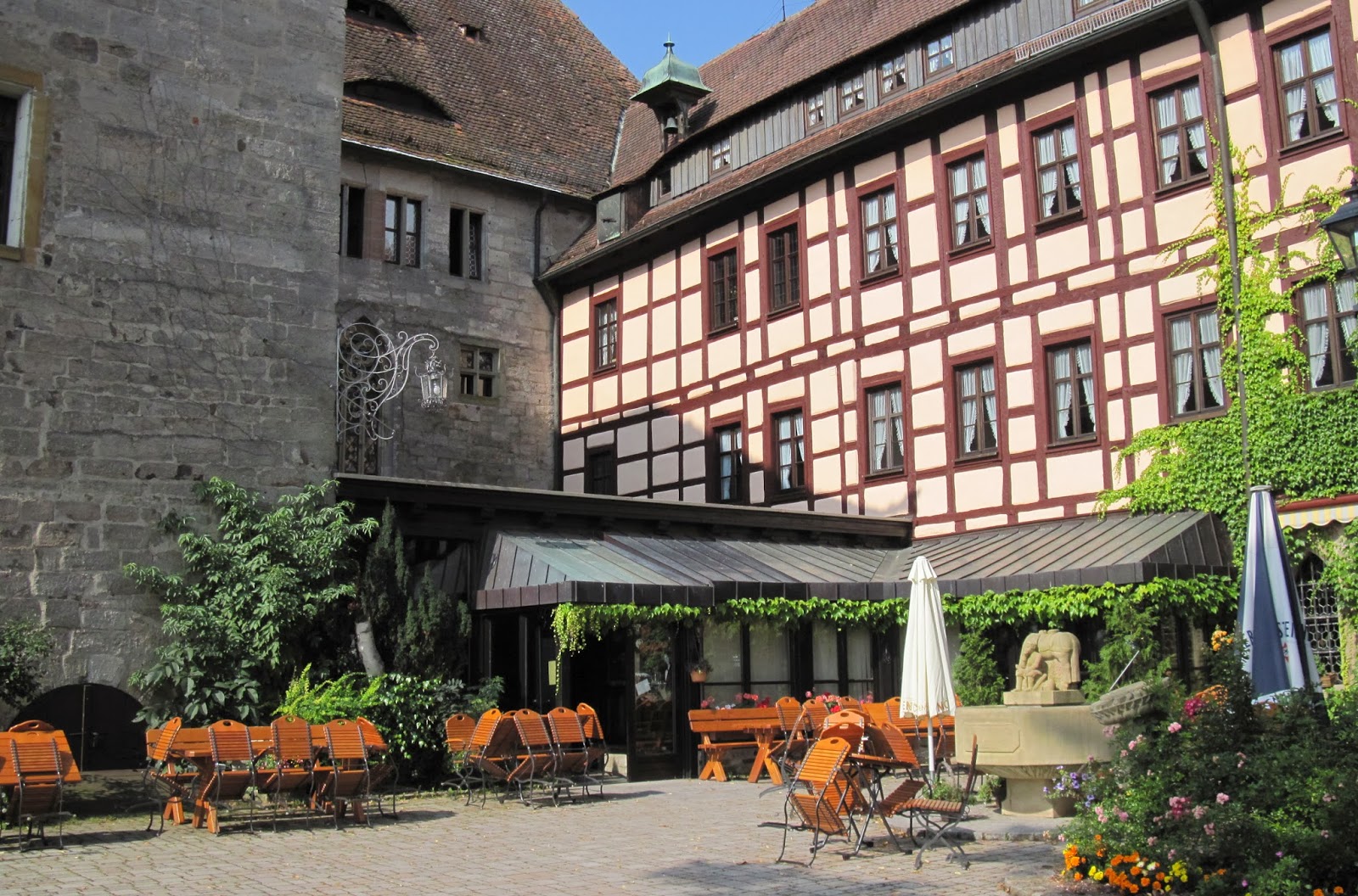 Rothenblog: Burg Colmberg in Franken mit fränkischer Küche