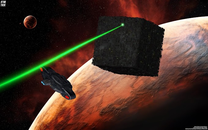 Star Trek Borg Cube Vs USS Defiant Wallpaper