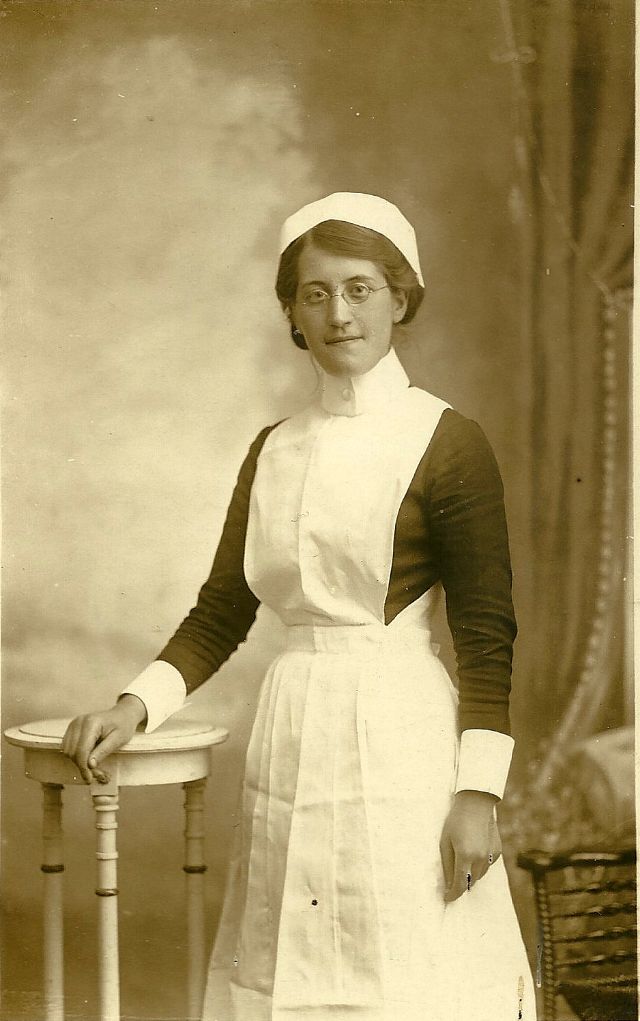 Elegant Photos of Nurses From Edwardian Era Vintage Everyday