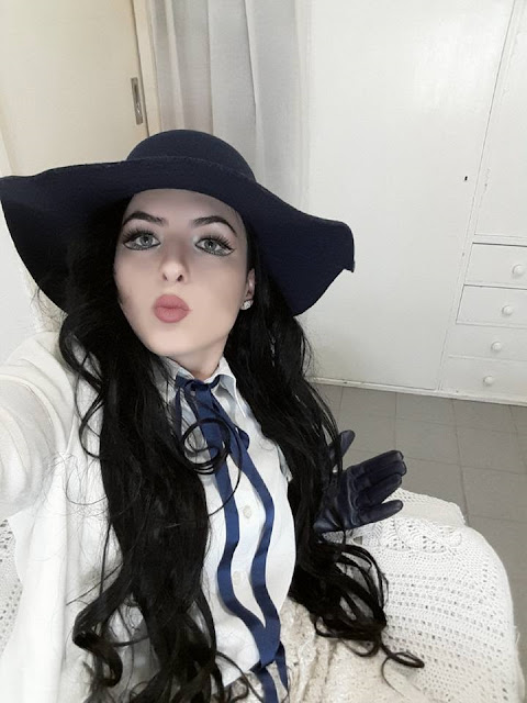 El Ajedréz del Alma-------------------------> (Alice y the white rabbit ...