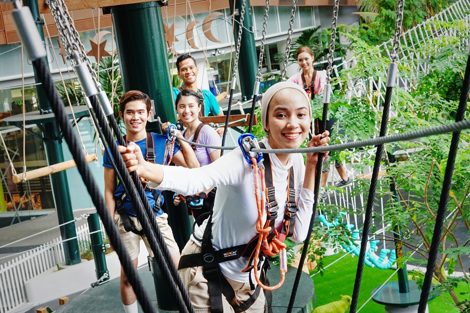 escape-opening-its-showcase-indoor-theme-park-at-paradigm-mall-pj