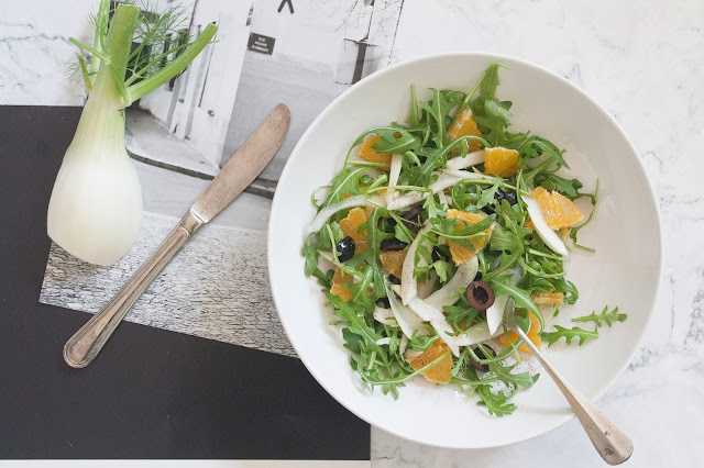 Insalata di arance, finocchi, olive e rucola