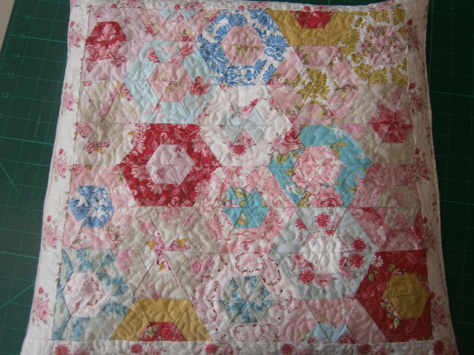 Shells Quilts & Stitching Tilda Quilt & Cushion