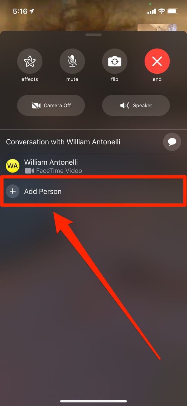 كيفية إضافة أشخاص إلى مكالمة FaceTime بدأت بالفعل