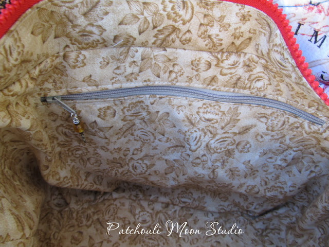 Patchouli Moon Studio~ Quatro Bag in Paris Print