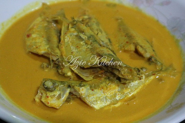 Gulai Ikan Versi Keluarga Saya Azie Kitchen