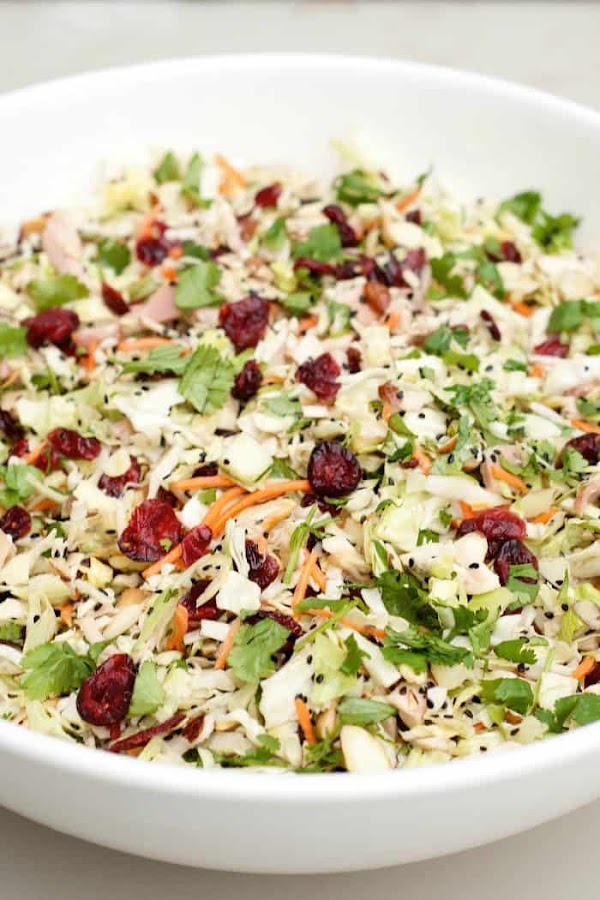 ASIAN CHICKEN CRANBERRY SALAD ASIAN CHICKEN CRANBERRY SALAD