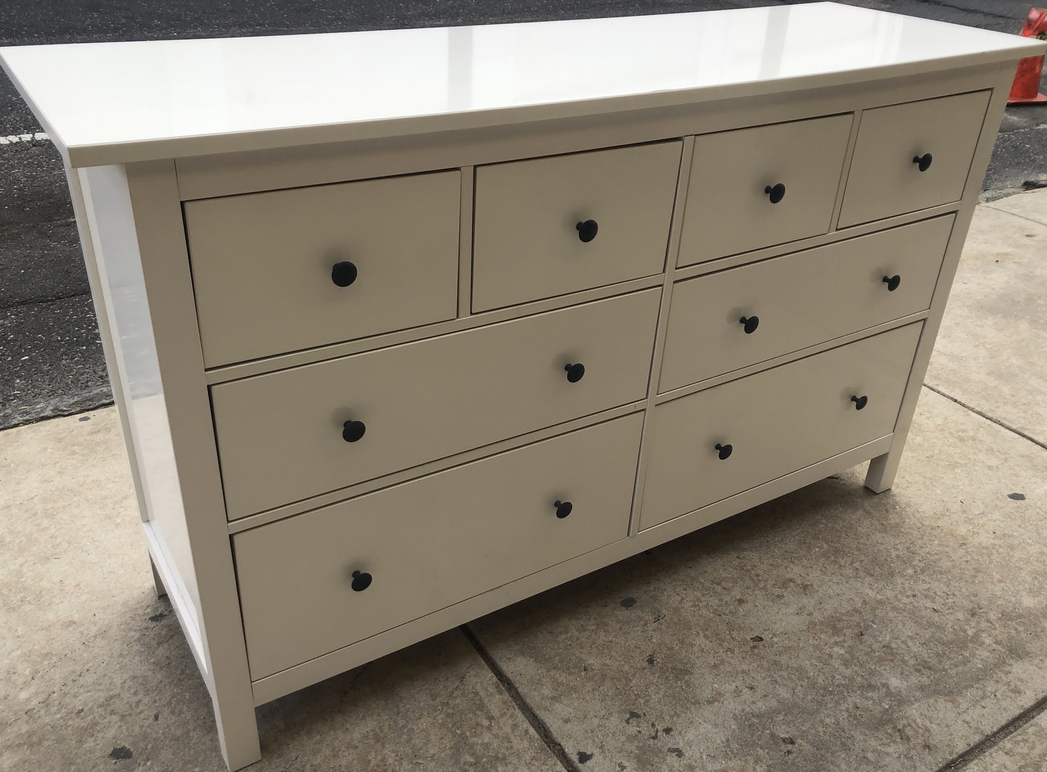 Uhuru Furniture & Collectibles White Ikea Dresser with 8Drawers