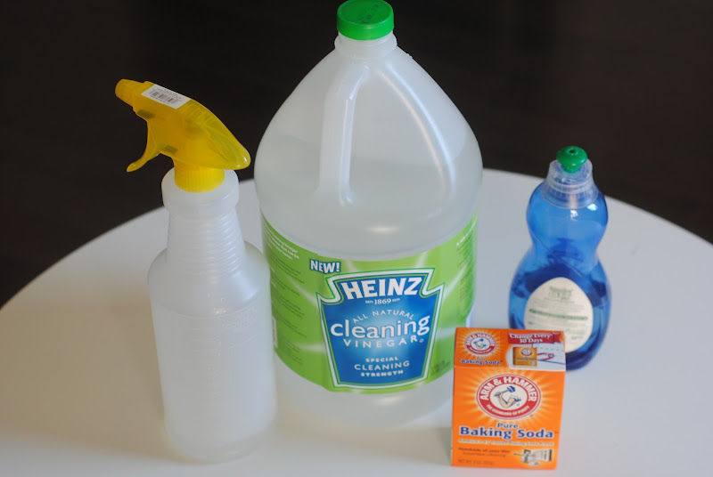 Top Secret Tricks for Cleaning with Vinegar-- green cleaning for grout, sinks, and tubs in minutes!