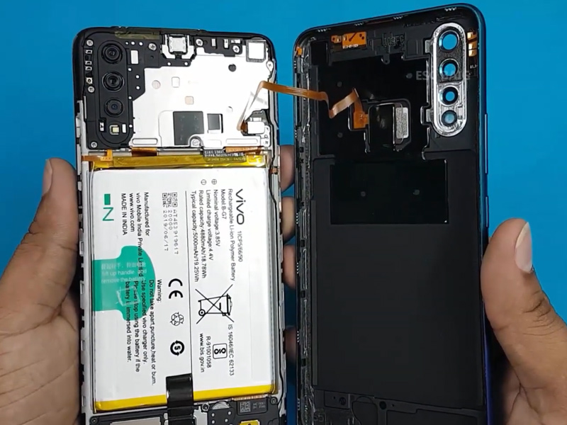 Cara Membuka Casing Belakang dan Mengganti Baterai HP Vivo
