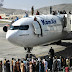 Se desata el caos en el aeropuerto de Kabul tras toma de poder de talibanes