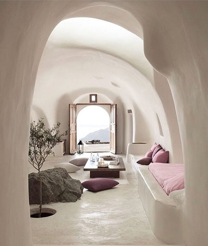 Interiors | Décor Inspiration: Curves Ahead
